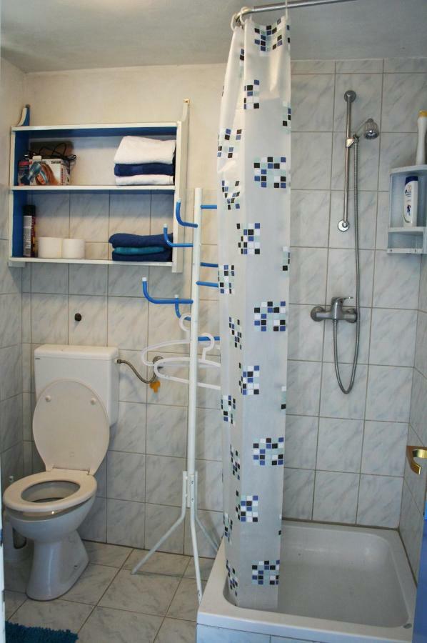 Apartment Azriel Vir Esterno foto