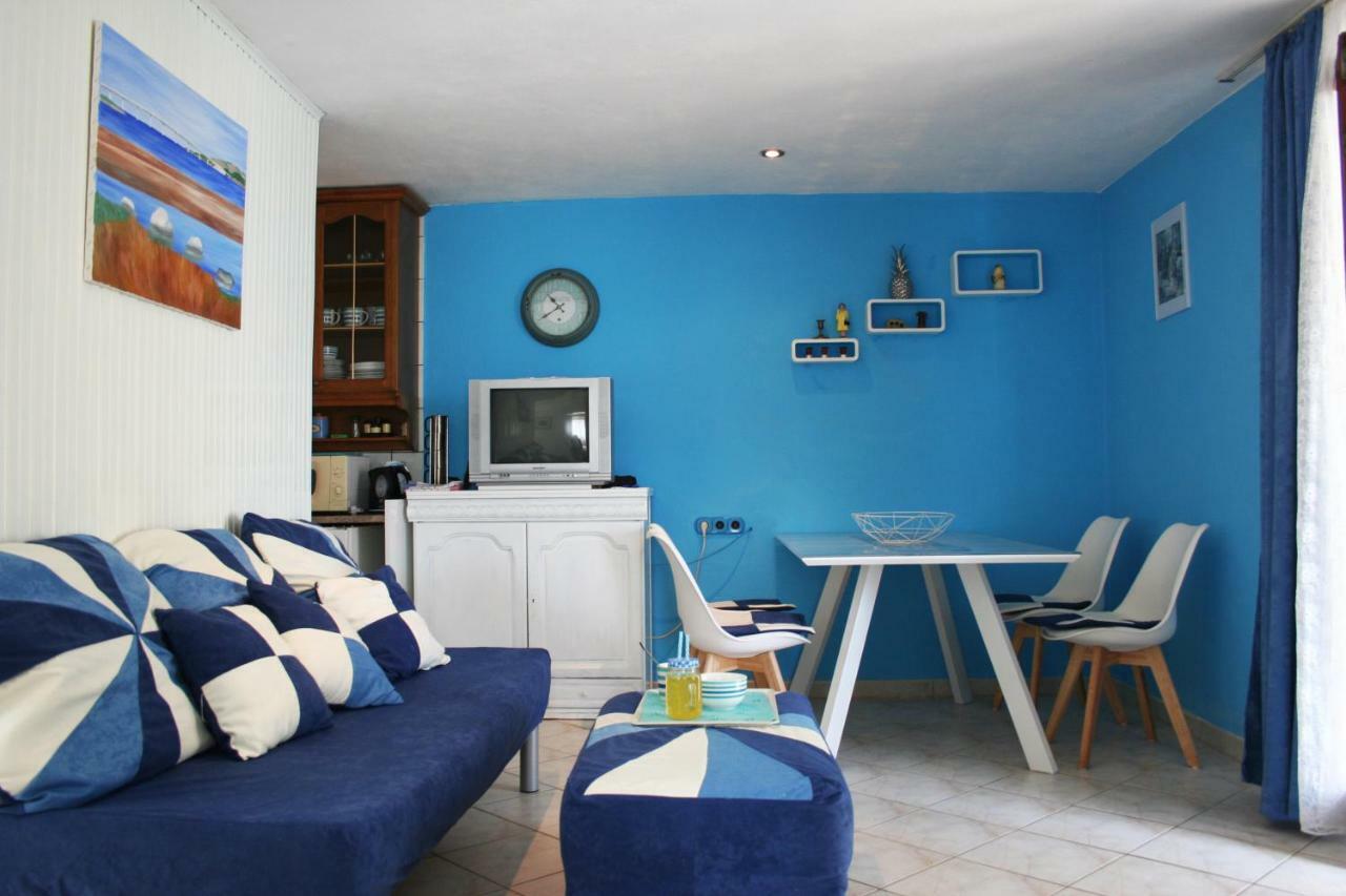Apartment Azriel Vir Esterno foto