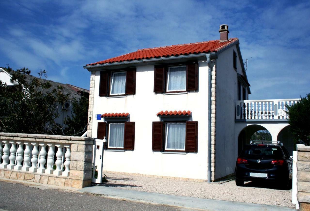 Apartment Azriel Vir Esterno foto